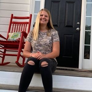 Meet your Posher, Summer